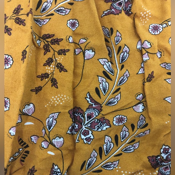 Deep yellow floral top with cross-over front - Picture 2 of 7